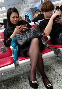 丰满的黑色外套黑丝黑色皮鞋[619M]