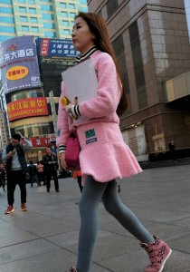 粉色外套尤物[847M]