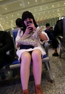 白色毛衣肉丝褐色裸靴[1.61G]