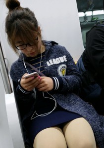 蓝色毛衣蓝色短裙肉丝裸靴[494M]