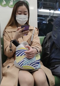 极品风衣肉丝袜绑带高跟鞋美女[5.6G]