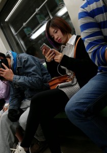 短发黑裤美腿百高[681M]