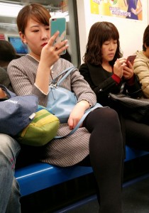 灰色条纹连衣短裙黑丝条纹尖头鞋[852M]