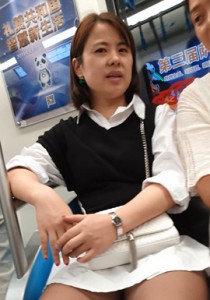 4K无水印性感美腿视频[173MB]