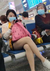 白鞋肉丝袜少妇[1.83G]