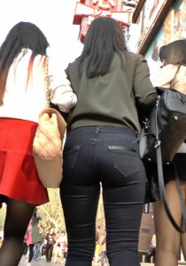 【渺小】一箭三少妇,紧牛、黑丝、红裙[2.09G]