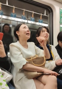 4K无水印性感美腿视频[342MB]