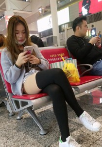 肉丝加黑丝运动鞋[694M]