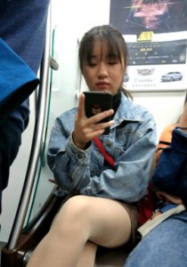 4K无水印性感美腿视频[183MB]