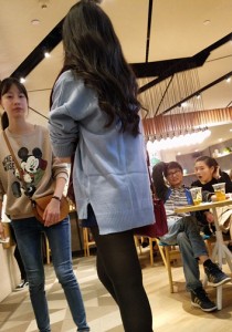 灰色毛衣黑丝黑高[738M]