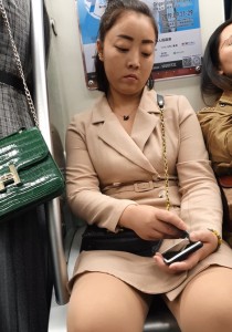 4K无水印性感美腿视频[316MB]