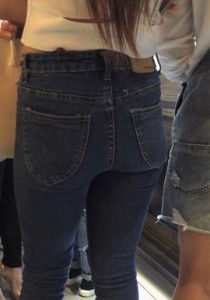 【熬夜猫】苗条时尚的帽子紧牛[135M]