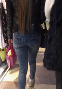 【熬夜猫】皮衣紧牛亮妹[1.02G]