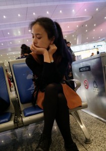 褐色连衣裙黑丝黑皮鞋[775M]