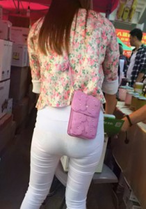 【JACK】卖锅的紧身白裤眼镜妹[474M]