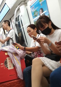 4K无水印性感美腿视频[175MB]