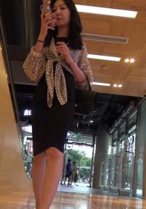 【街拍之魂】熟女OL不安分的高跟鞋~[2.2G]