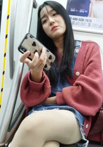 4K无水印性感美腿视频[153MB]