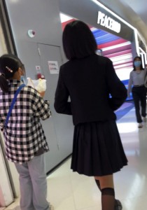 【TIMCOB】⭐精品系列⭐短发制服高中生！黑丝袜套着肉丝袜![1.08G]