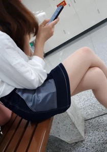 4K无水印性感美腿视频[327MB]