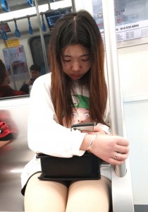 4K无水印性感美腿视频[275MB]