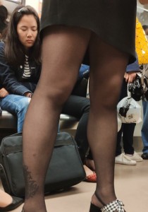 4K无水印性感美腿视频[273MB]