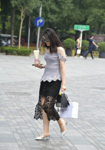 穿着打扮优雅的办公室美女32张