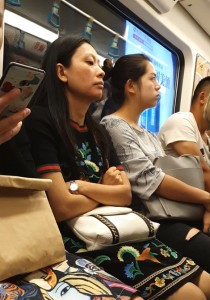 4K无水印性感美腿视频[172MB]