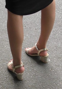 且听风吟4K丝足-身材高挑，美足水润[1.57G]