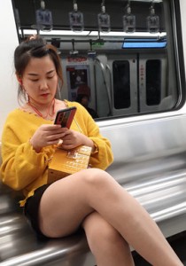 4K无水印性感美腿视频[223MB]