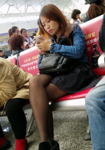 牛仔外套黑短裙肉丝黑裸靴[1.01G]