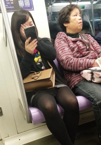 丰满的黑丝红鞋[510M]