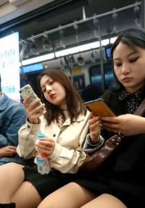 4K无水印性感美腿视频[212MB]