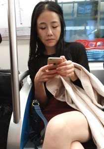 4K无水印性感美腿视频[183MB]