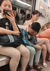 4K无水印性感美腿视频[285MB]