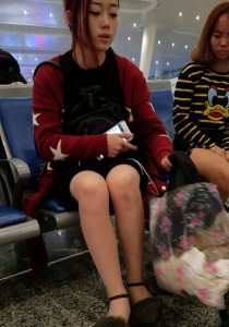 红色针织外套肉丝尖头皮鞋[775M]