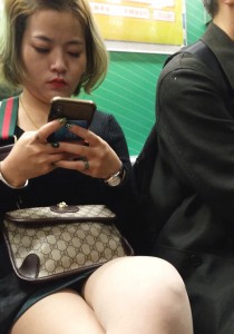 4K无水印性感美腿视频[380MB]